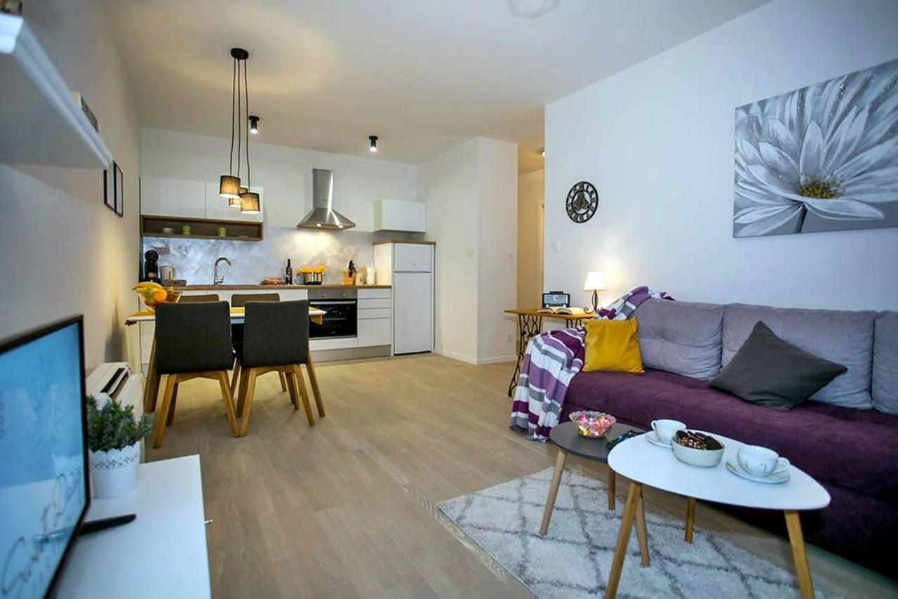 Apartment Sweet Daisy With Parking ザダル エクステリア 写真